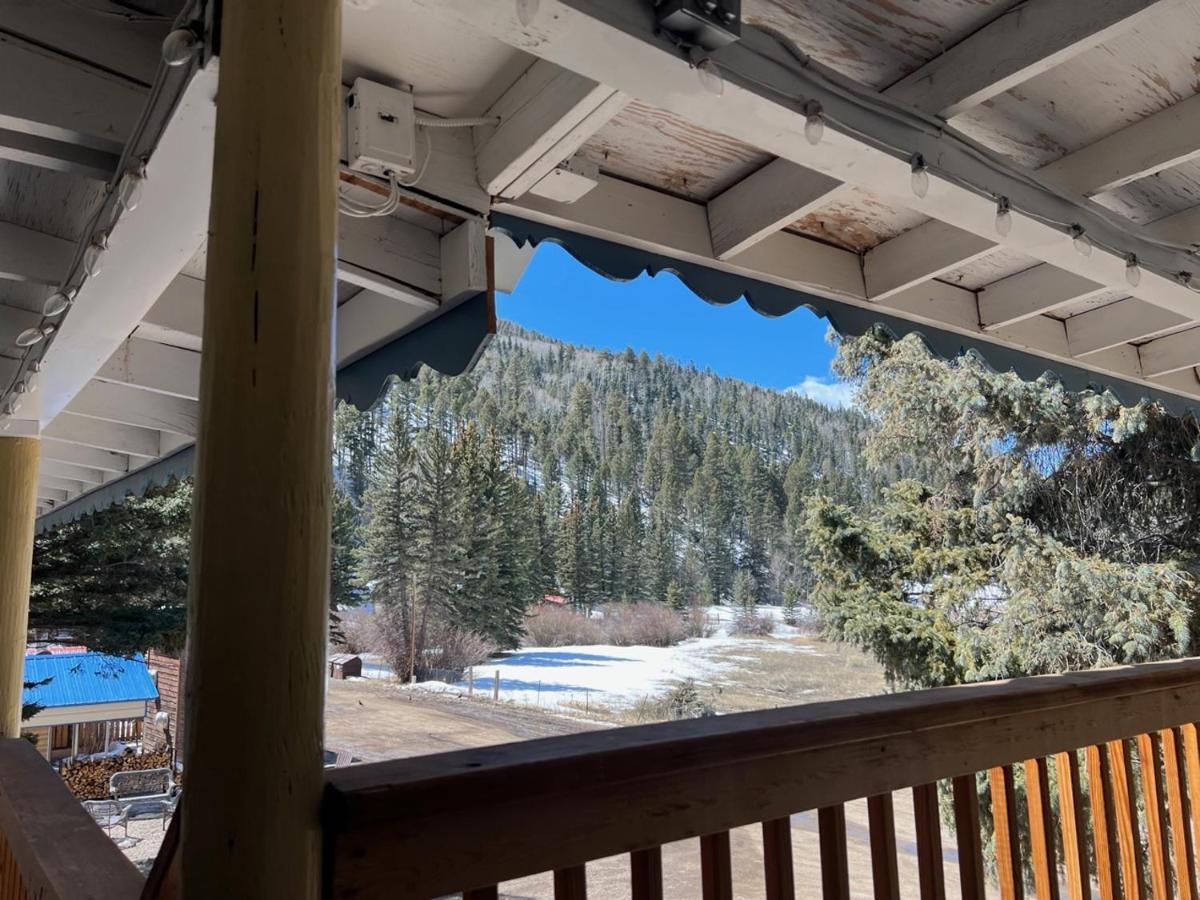 Mountain View Lodge Red River Bagian luar foto