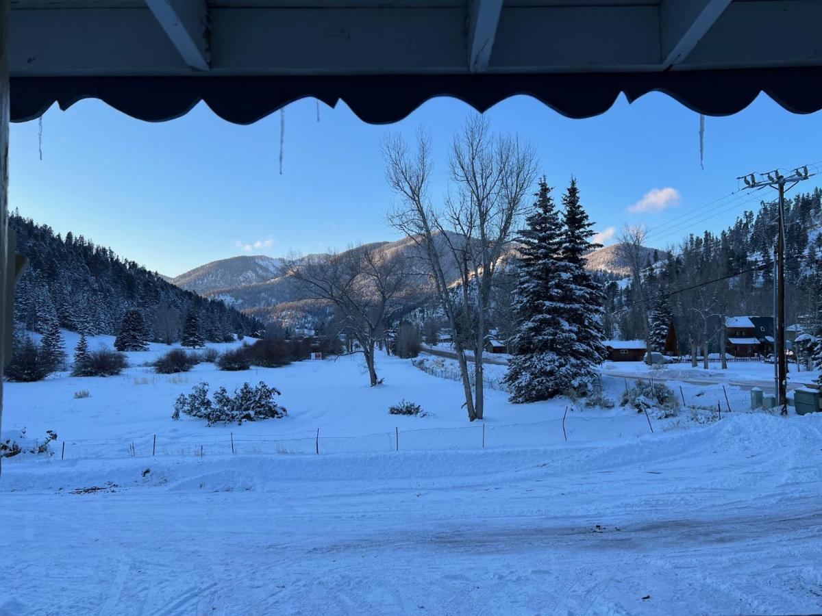 Mountain View Lodge Red River Bagian luar foto