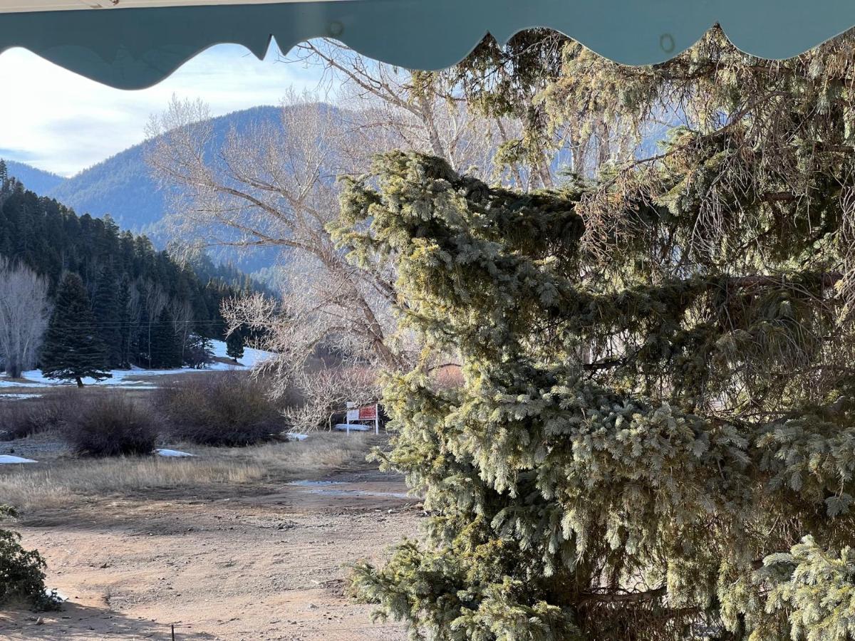 Mountain View Lodge Red River Bagian luar foto