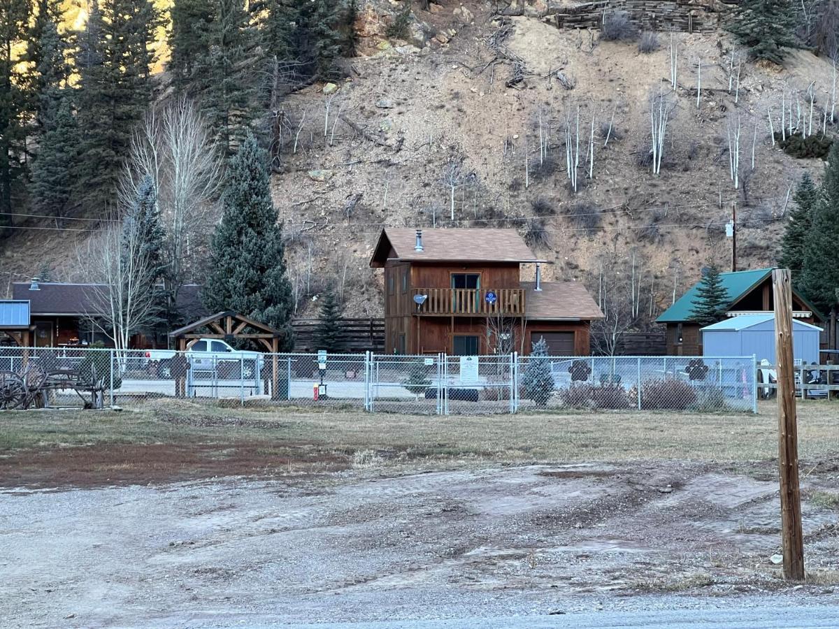 Mountain View Lodge Red River Bagian luar foto